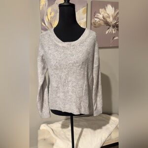 Abercrombie & Fitch Light Gray Crew Neck Sweater